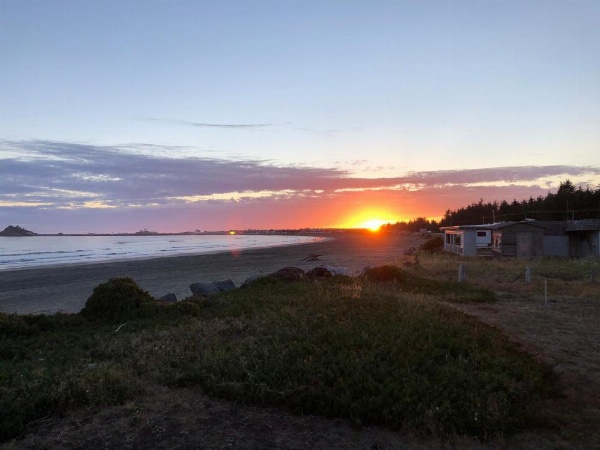 Crescent Beach Motel image 10